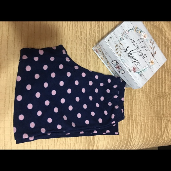 Comfy and warm pajamas - Picture 3 of 4